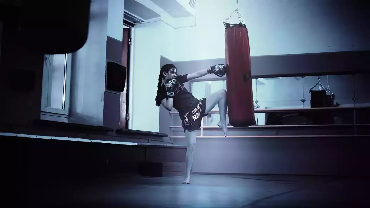 The Dutch Style of Kickboxing: Techniques and Characteristics